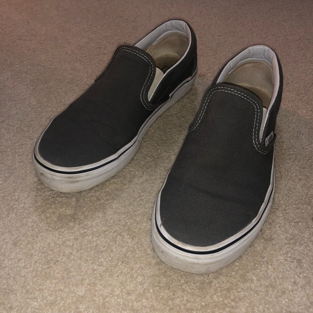 Grey / Charcoal Classic Slip-On Vans